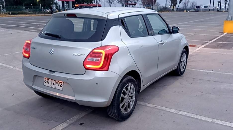 SUZUKI - 4