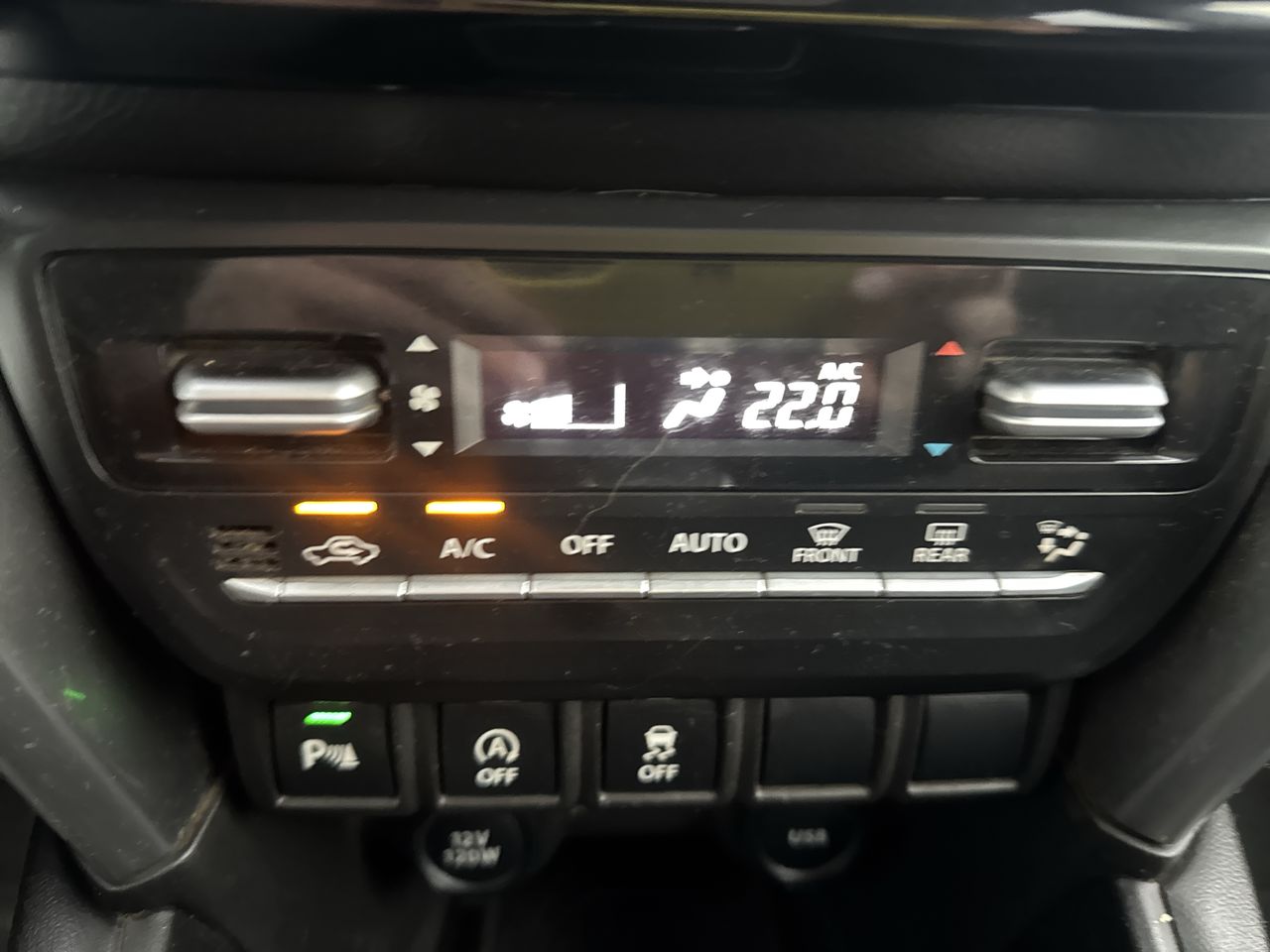 Suzuki Grand Vitara — foto 17 de 19