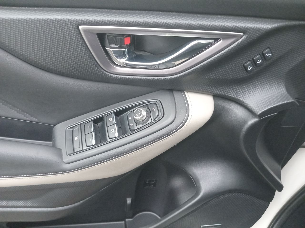 Subaru Forester — foto 14 de 28