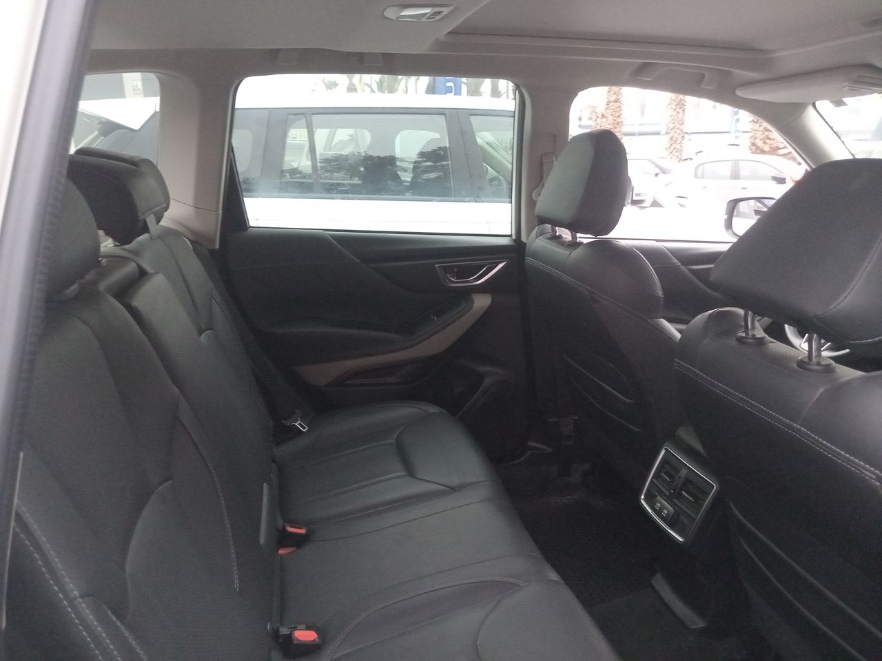 Subaru Forester — foto 6 de 28