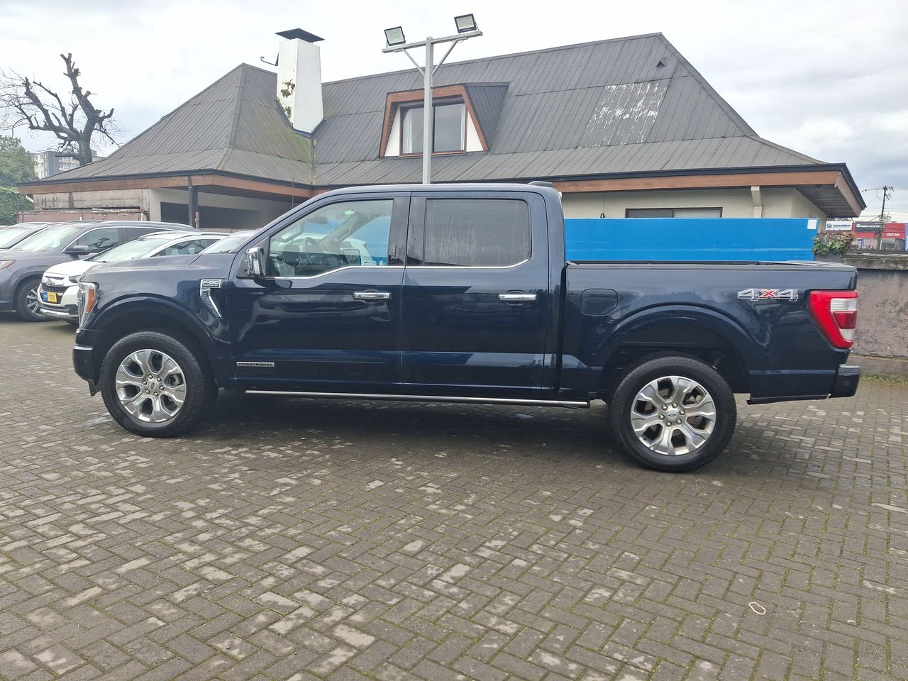FORD - 4