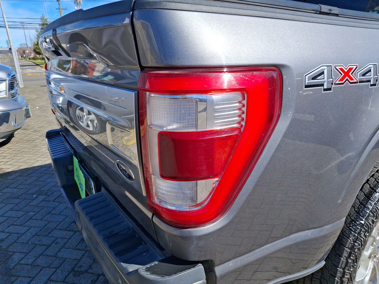 Ford F-150 — foto 20 de 36