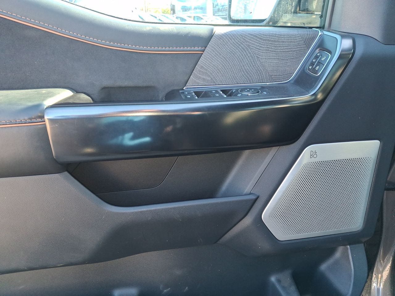 Ford F-150 — foto 22 de 36