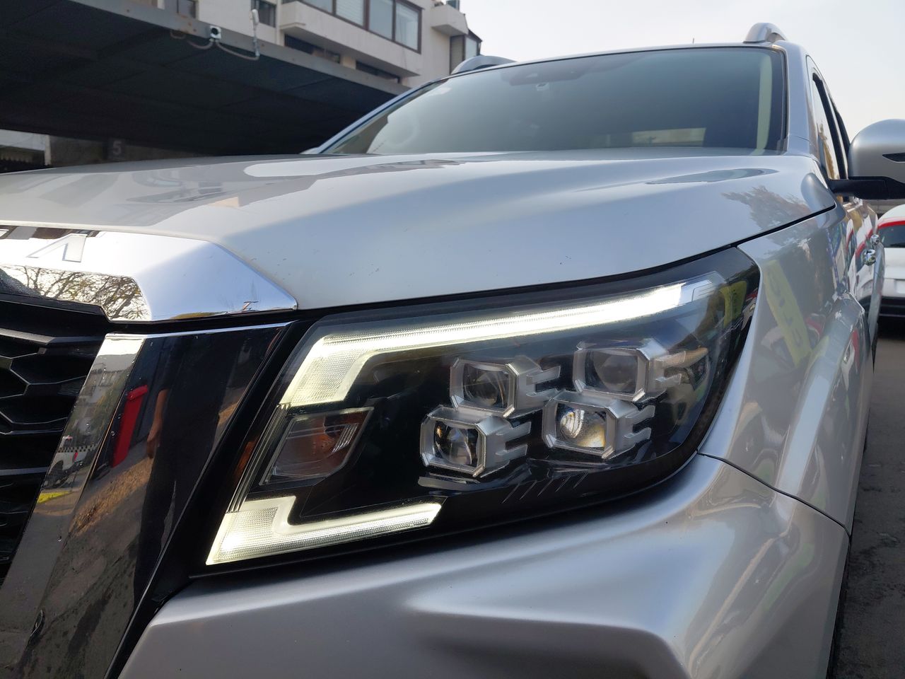 NISSAN - 9