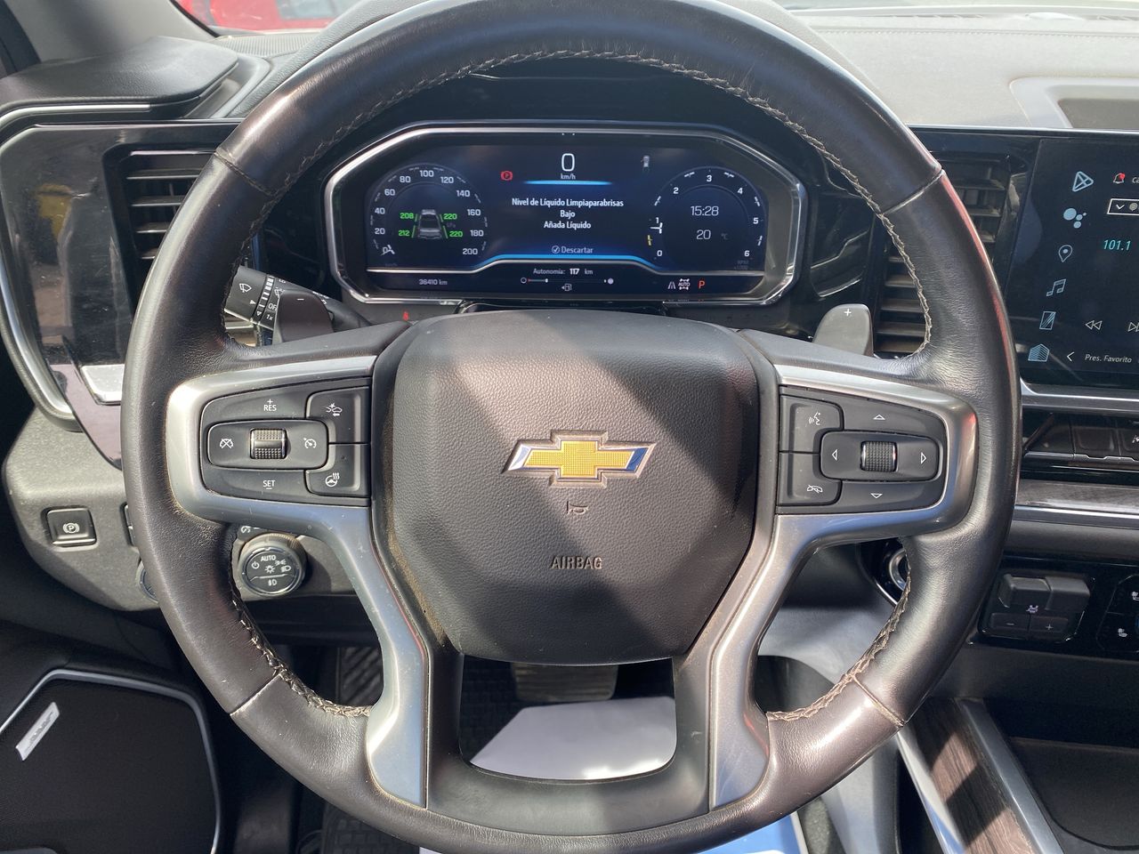 CHEVROLET - 24