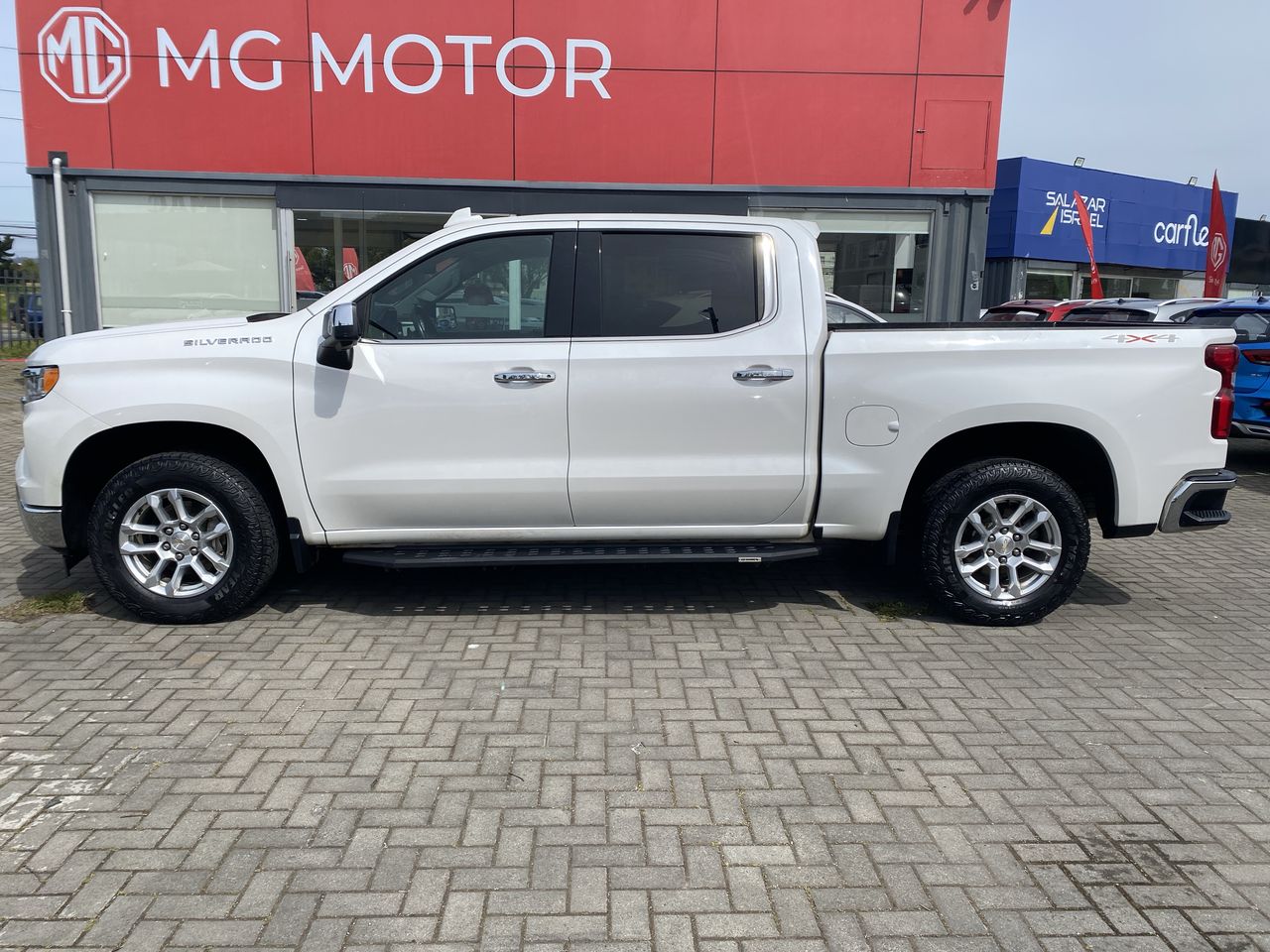 CHEVROLET - 4
