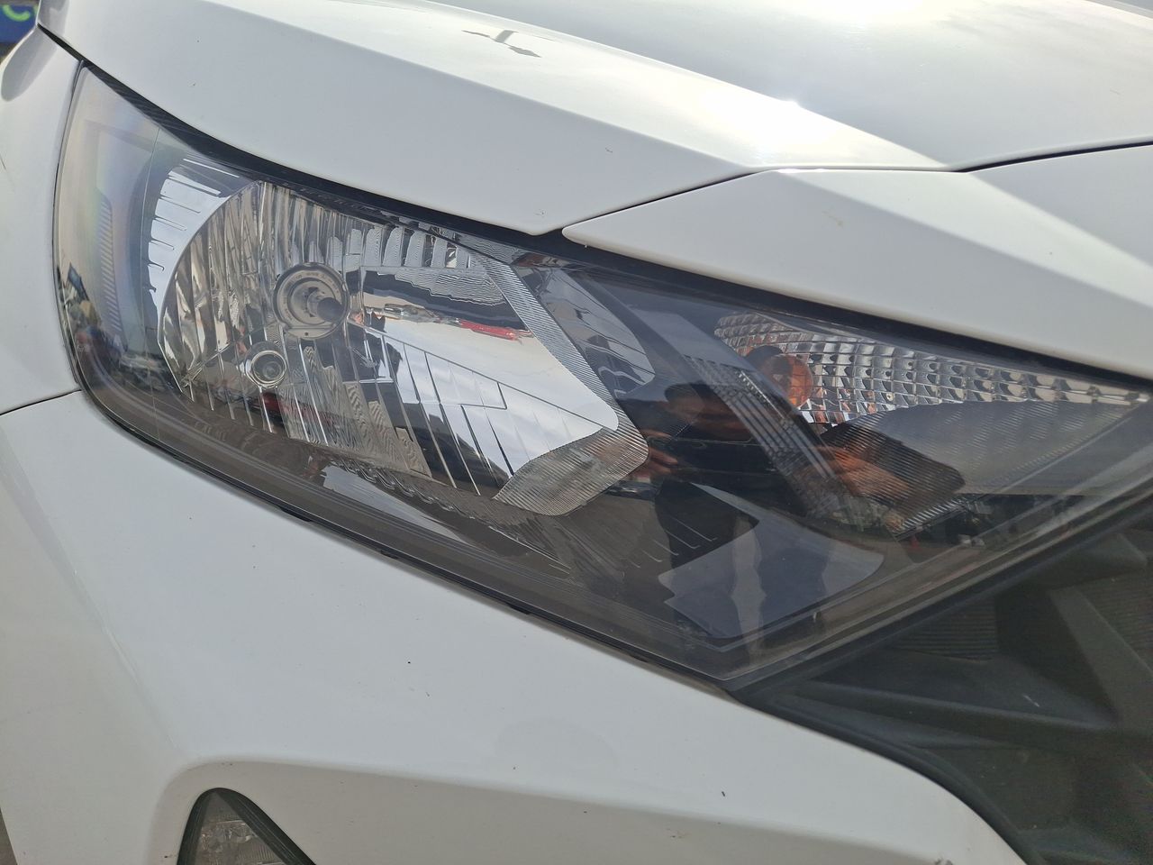 HYUNDAI - 10