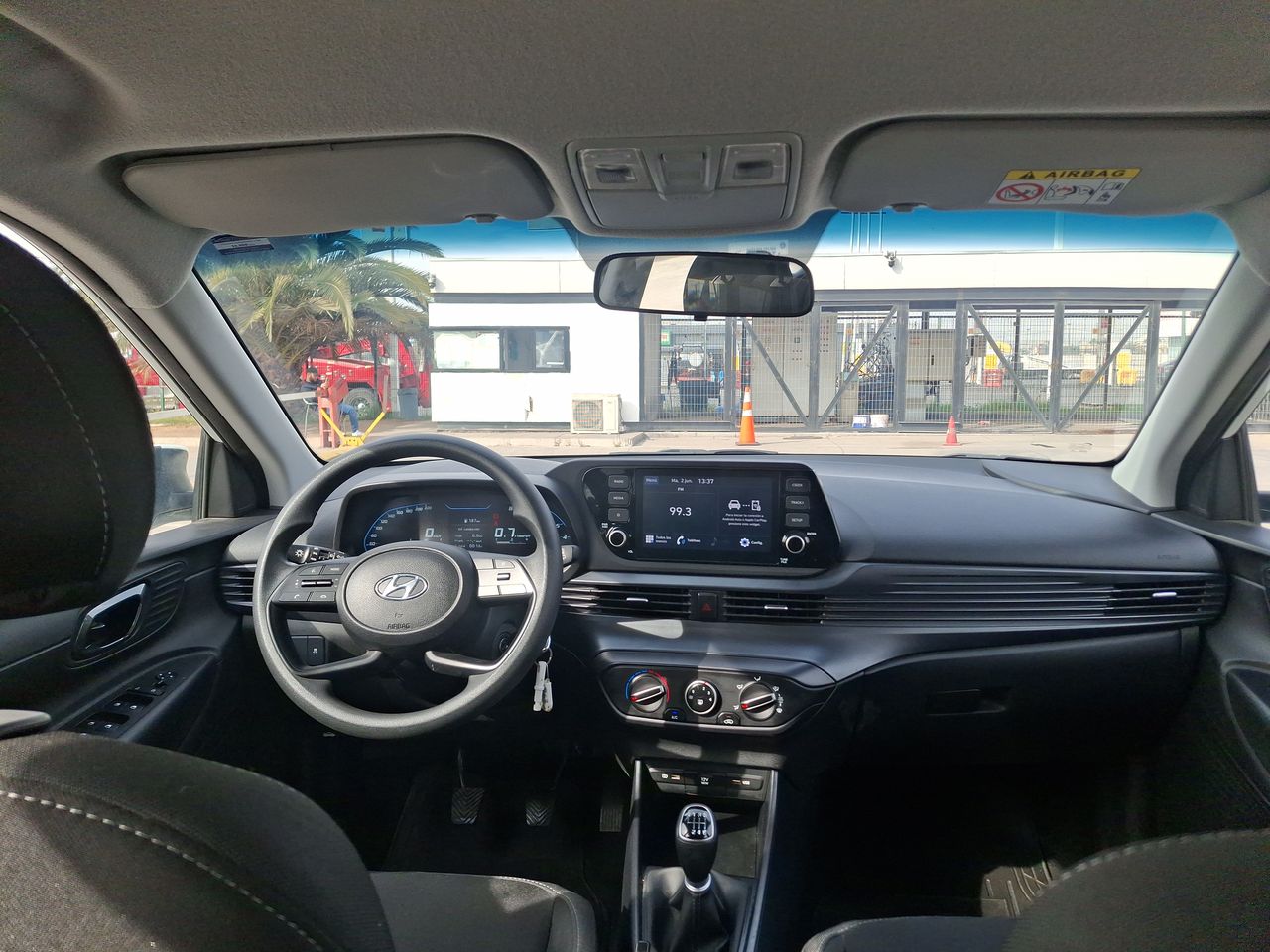 HYUNDAI - 1