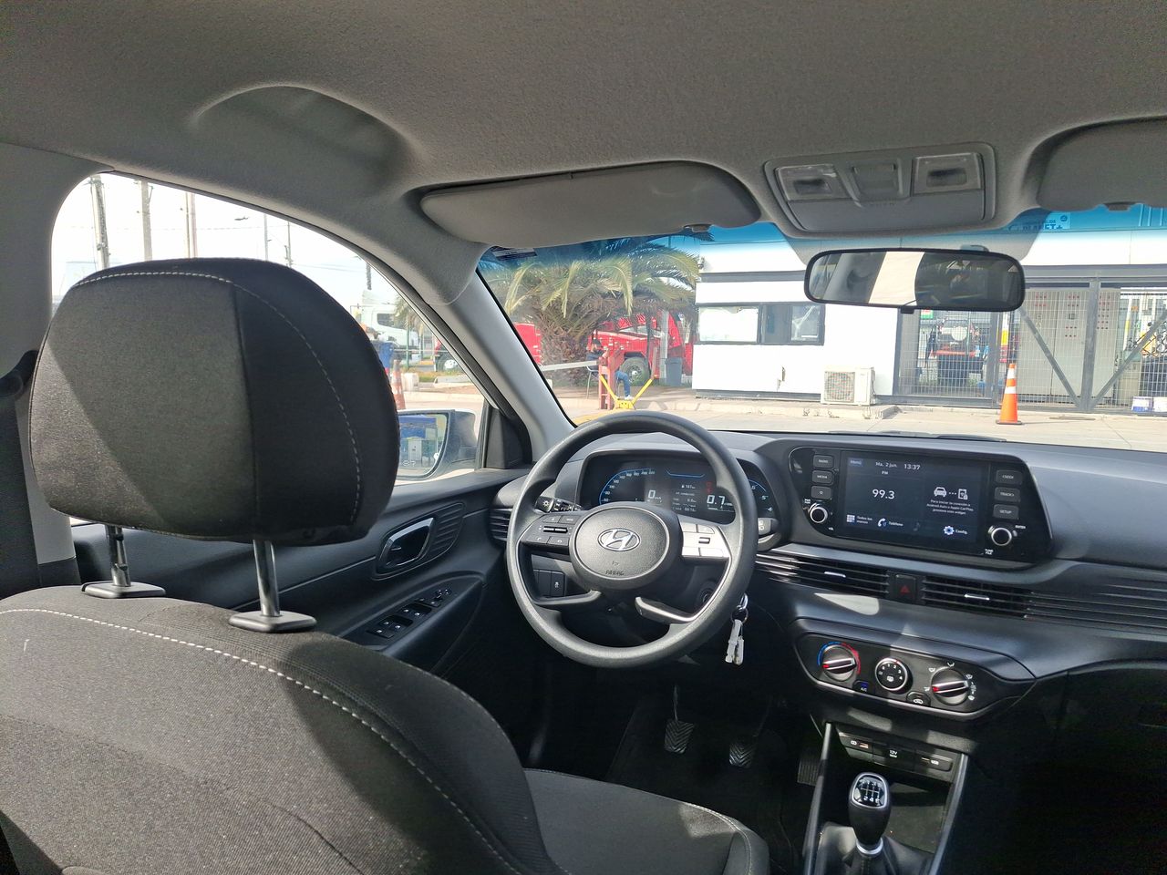 HYUNDAI - 8