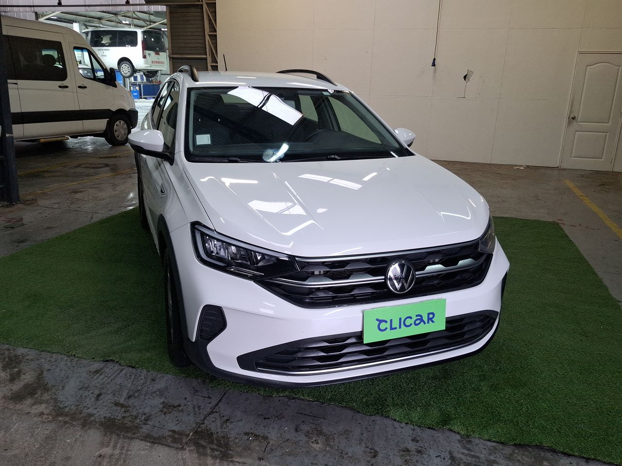 VOLKSWAGEN - 2