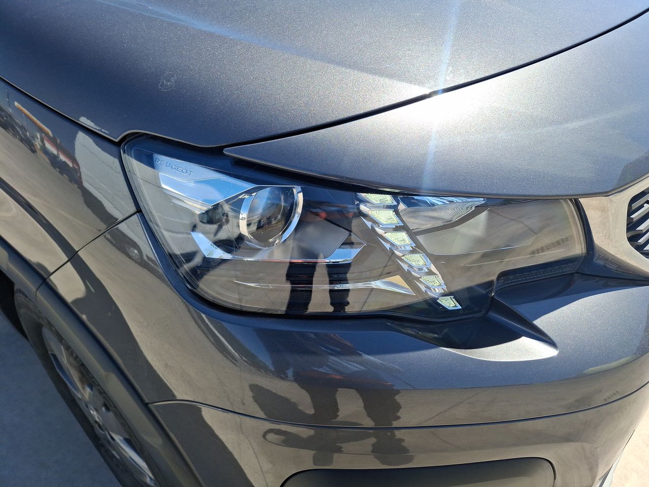PEUGEOT - 18