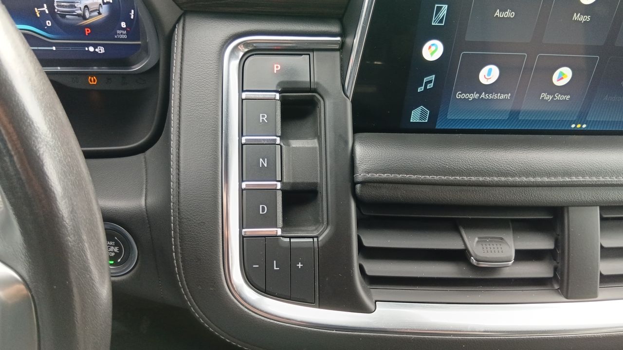 Chevrolet Tahoe — foto 22 de 28