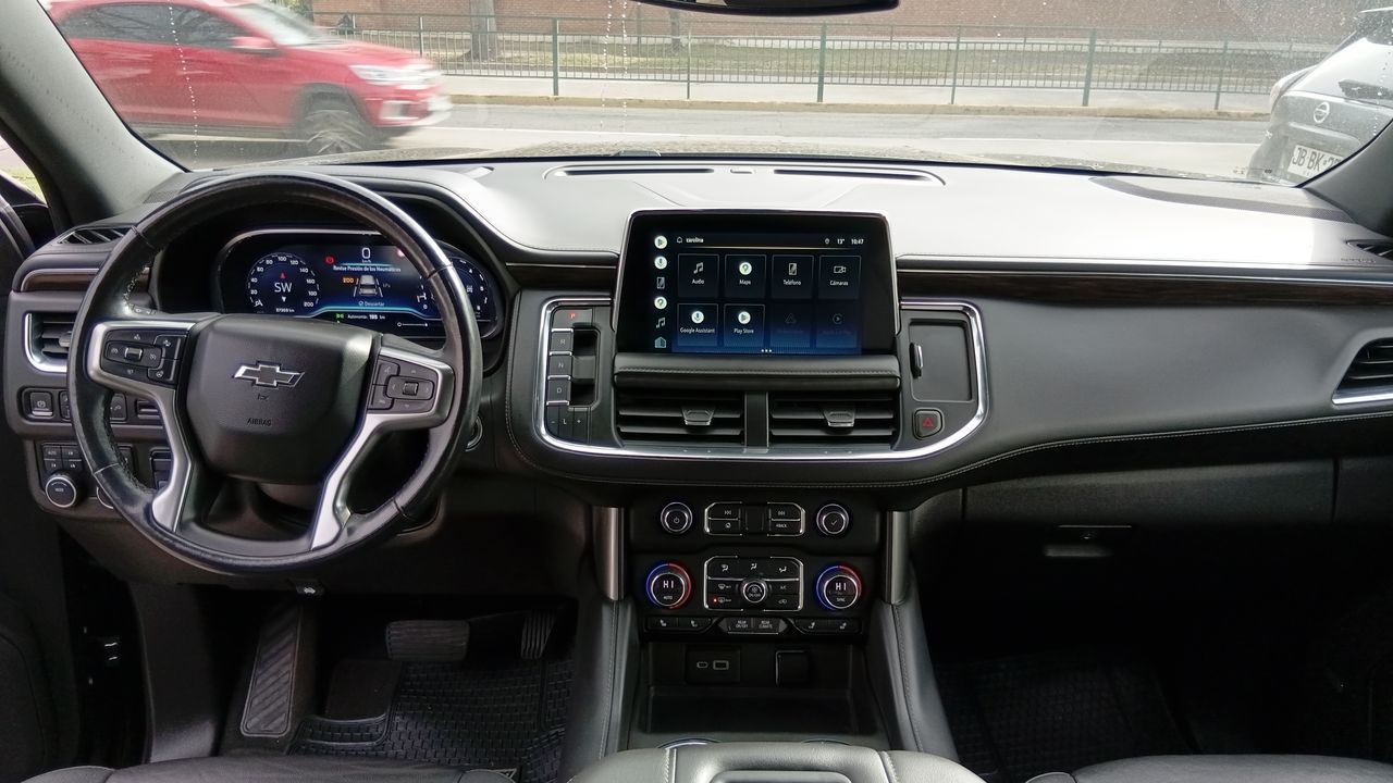 Chevrolet Tahoe — foto 23 de 28