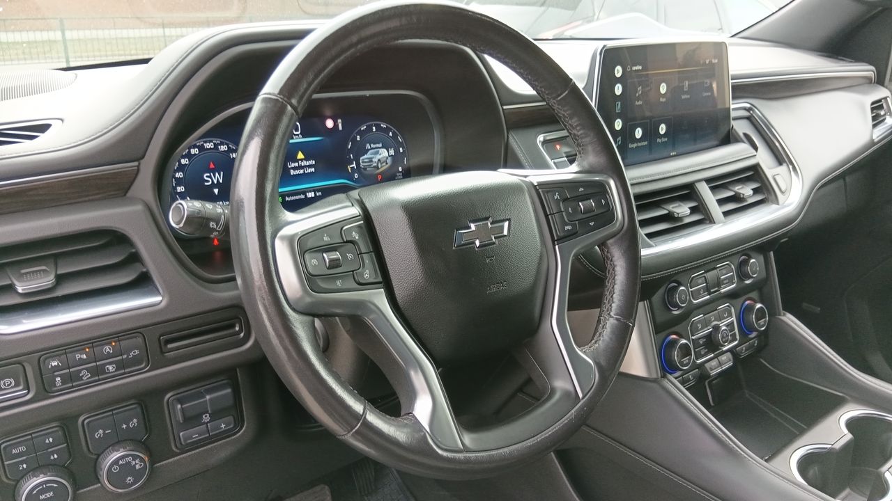 Chevrolet Tahoe — foto 16 de 28