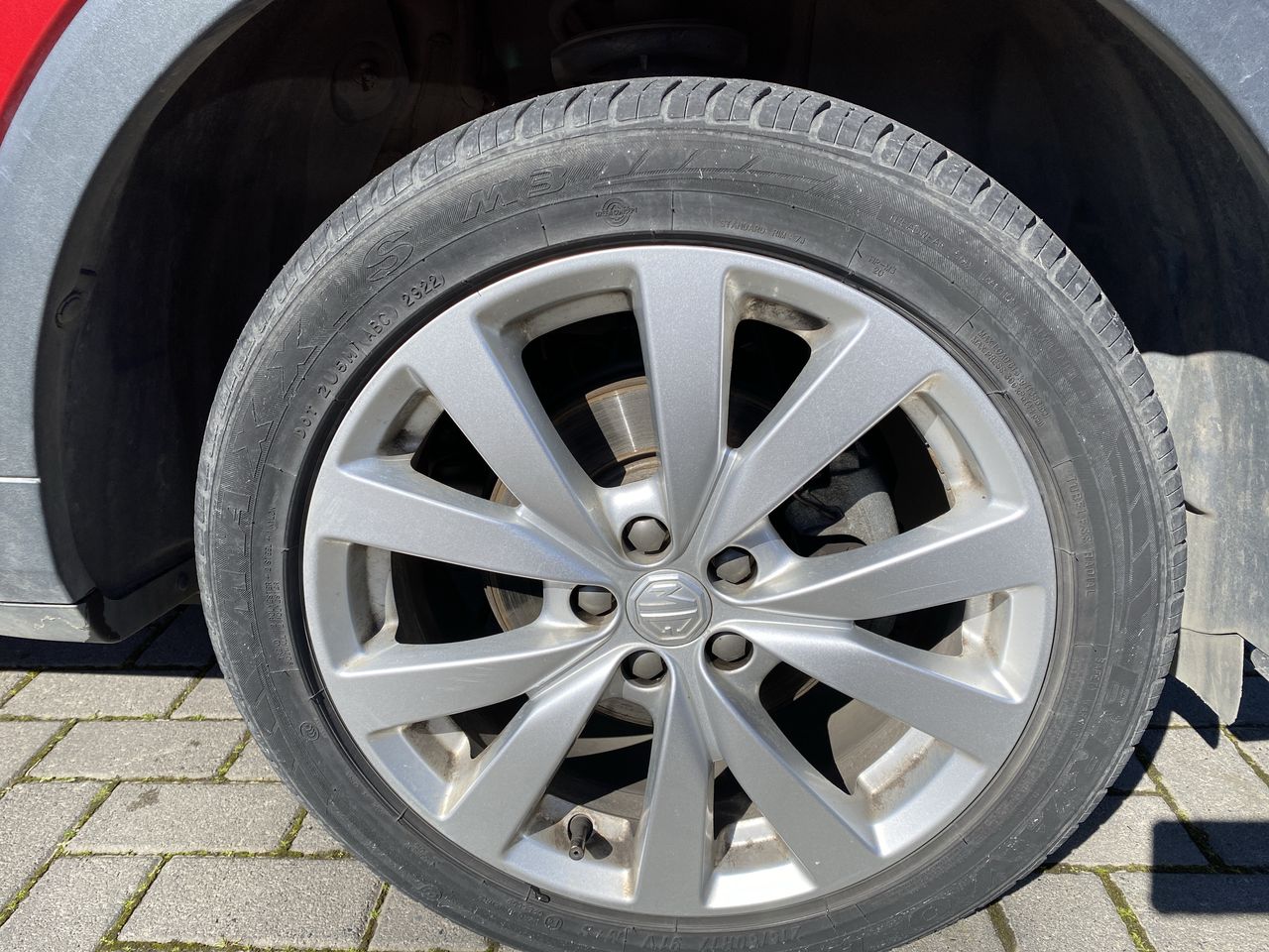 MG Zs — foto 10 de 26