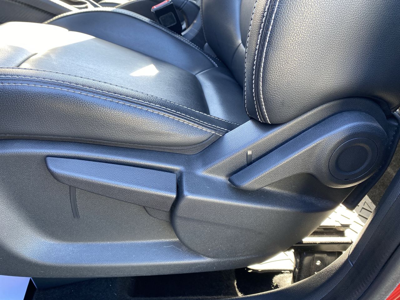 MG Zs — foto 16 de 26