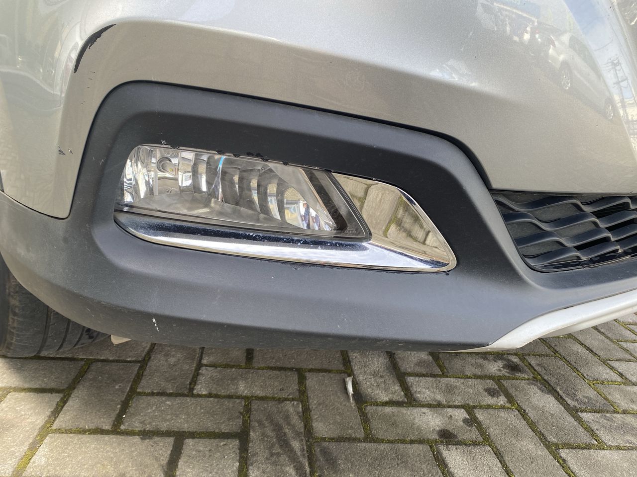 Toyota RAV4 — foto 12 de 25