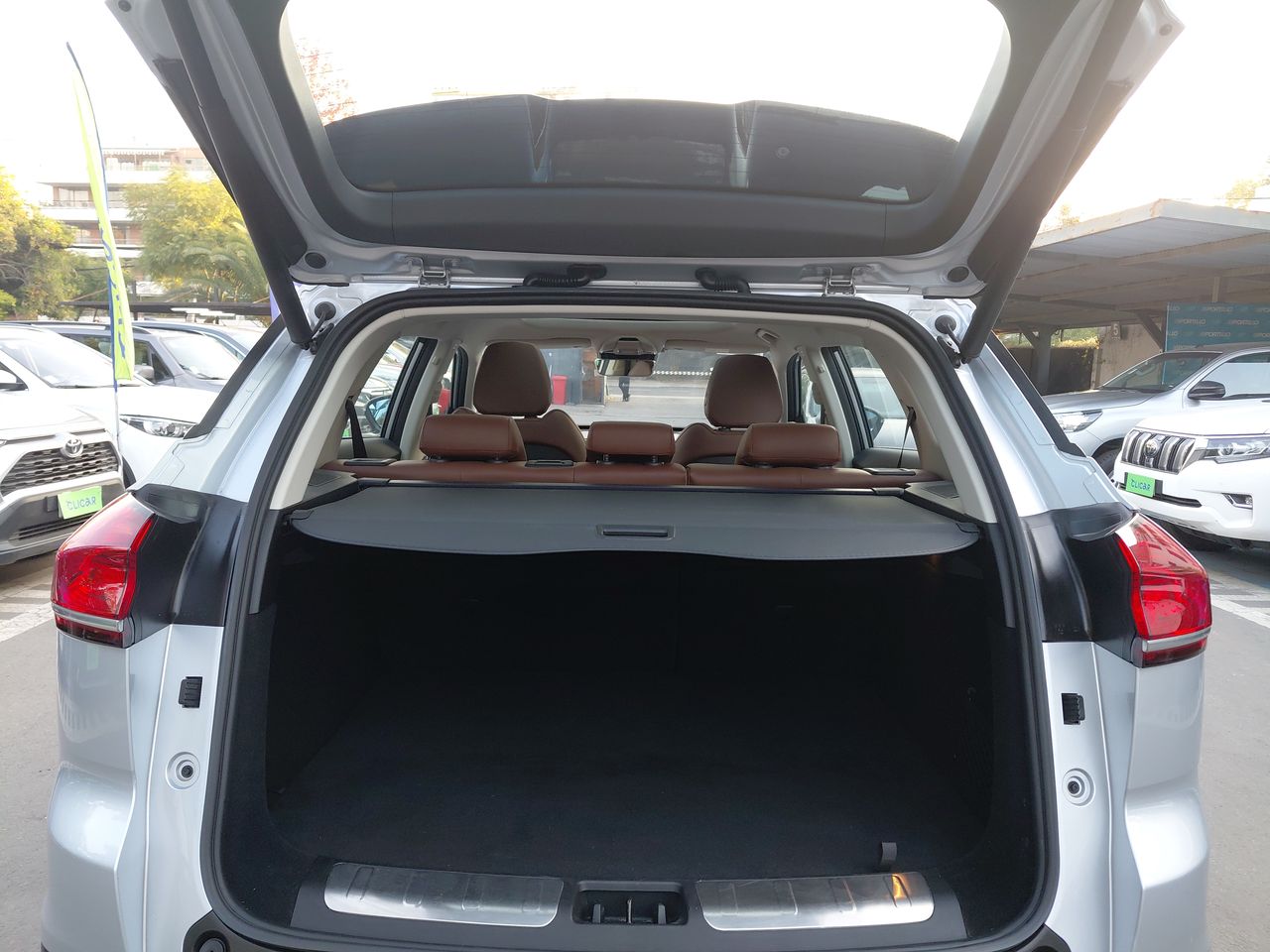 GEELY - 18