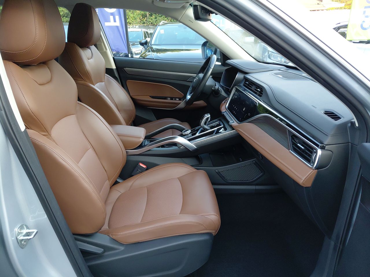 GEELY - 10