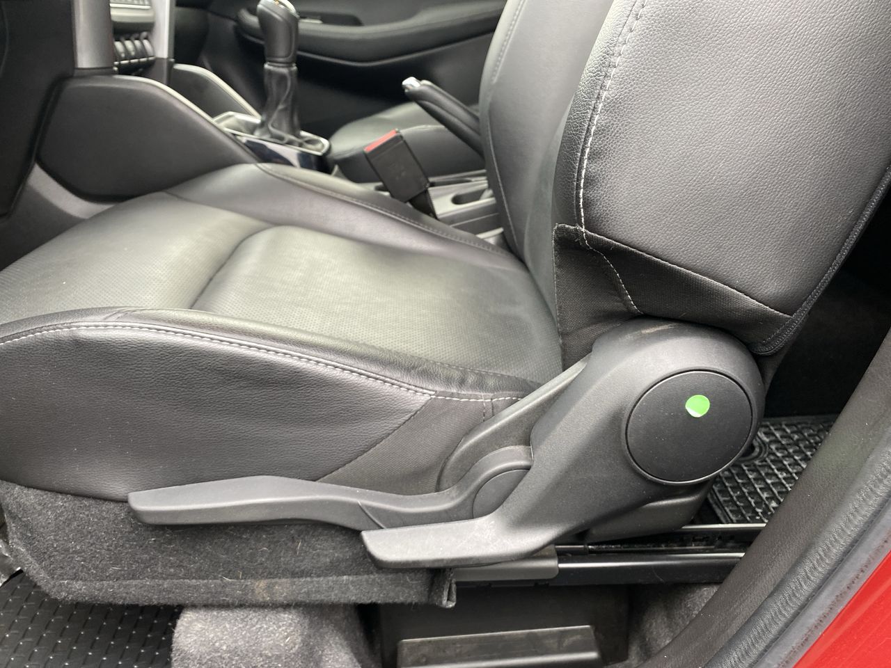 Suzuki Grand Vitara — foto 17 de 28