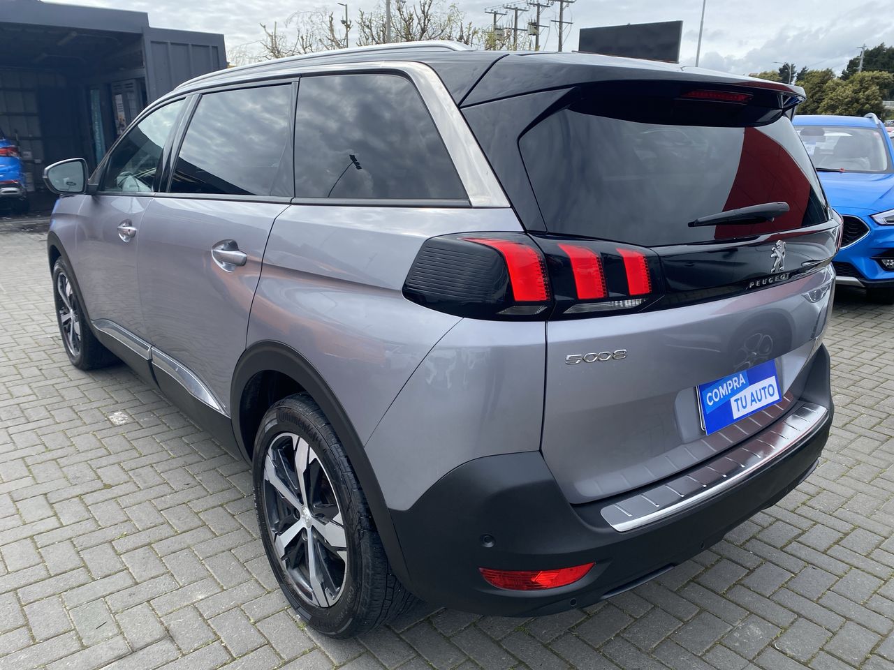 PEUGEOT - 5