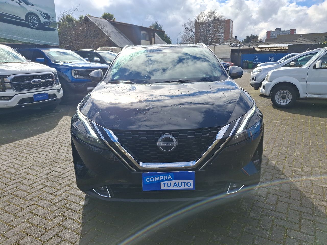 NISSAN - 2