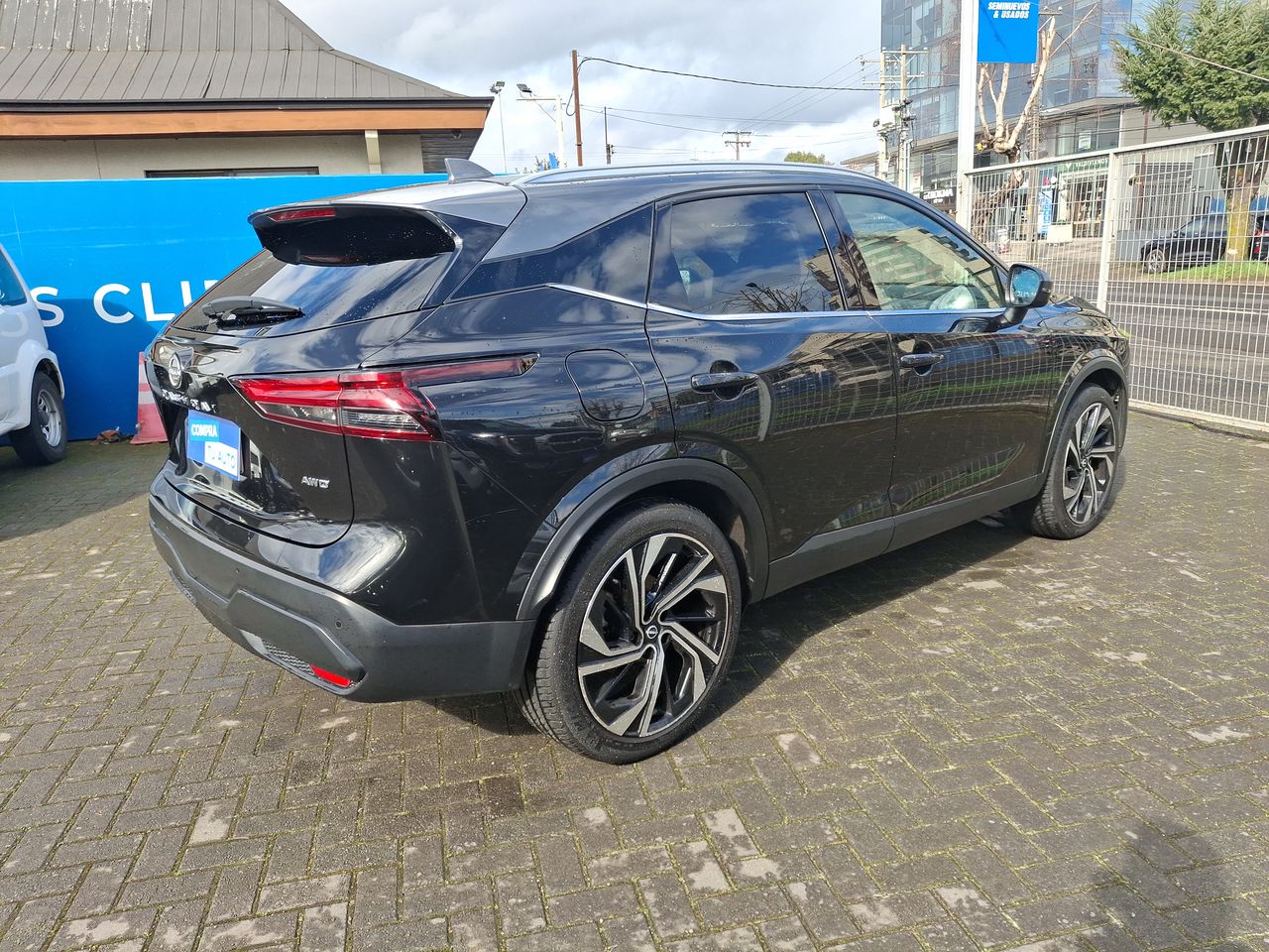 NISSAN - 7