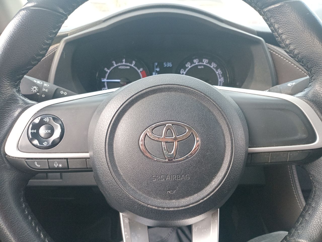 Chery Tiggo 8 — foto 17 de 25