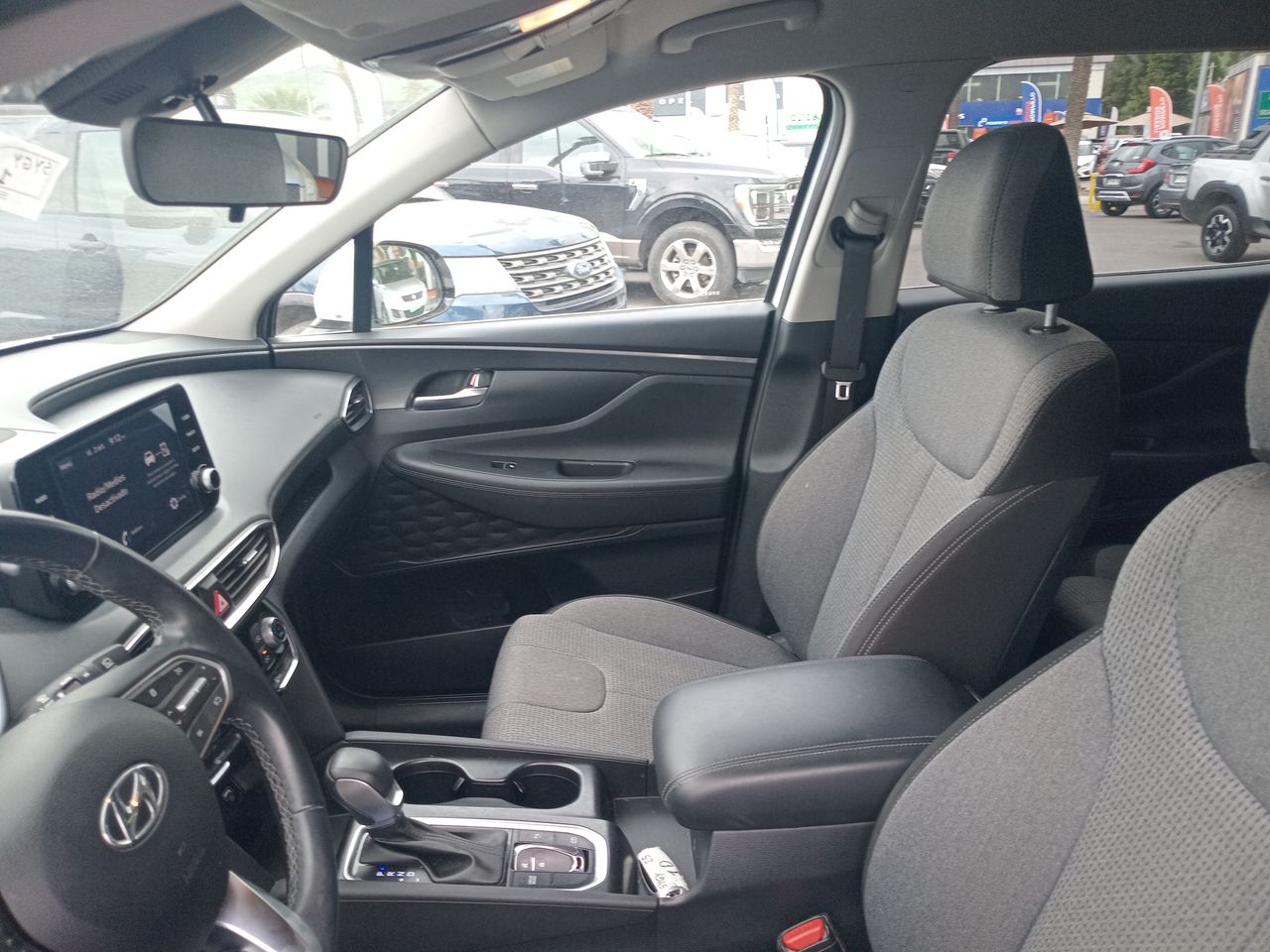 Hyundai Santa Fe — foto 11 de 34
