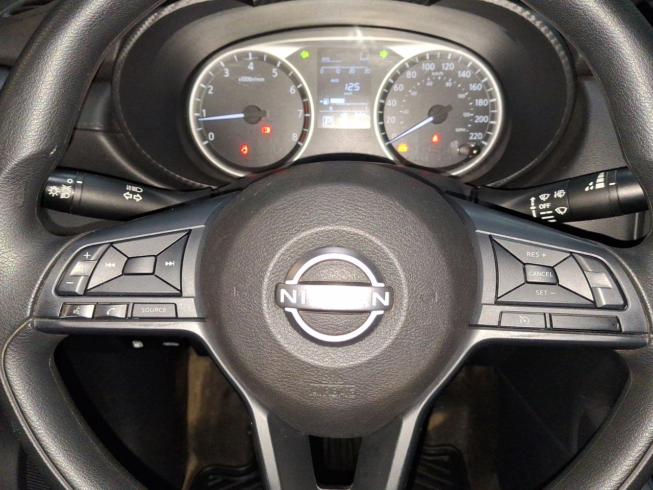 NISSAN - 25