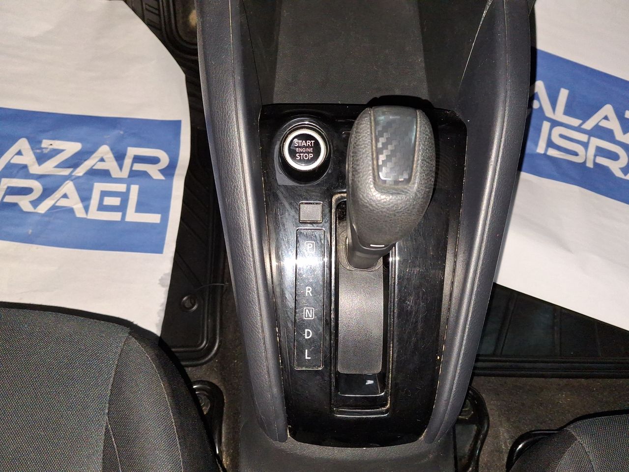 NISSAN - 29