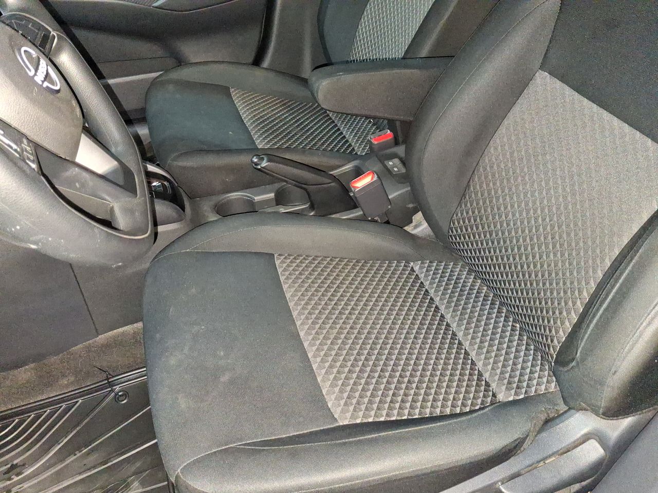 NISSAN - 23