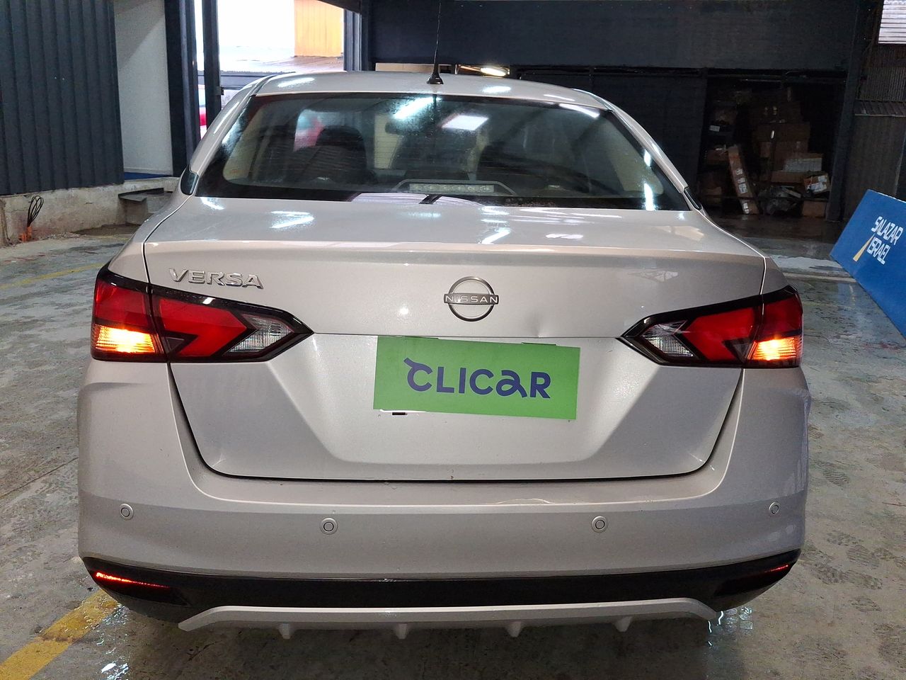 NISSAN - 6