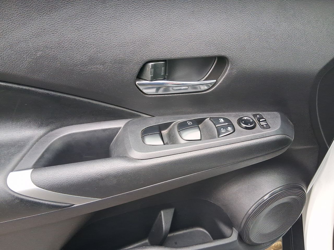 Nissan Kicks — foto 16 de 29