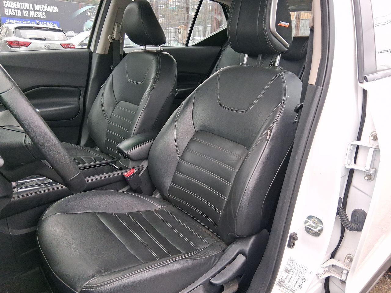Nissan Kicks — foto 18 de 29