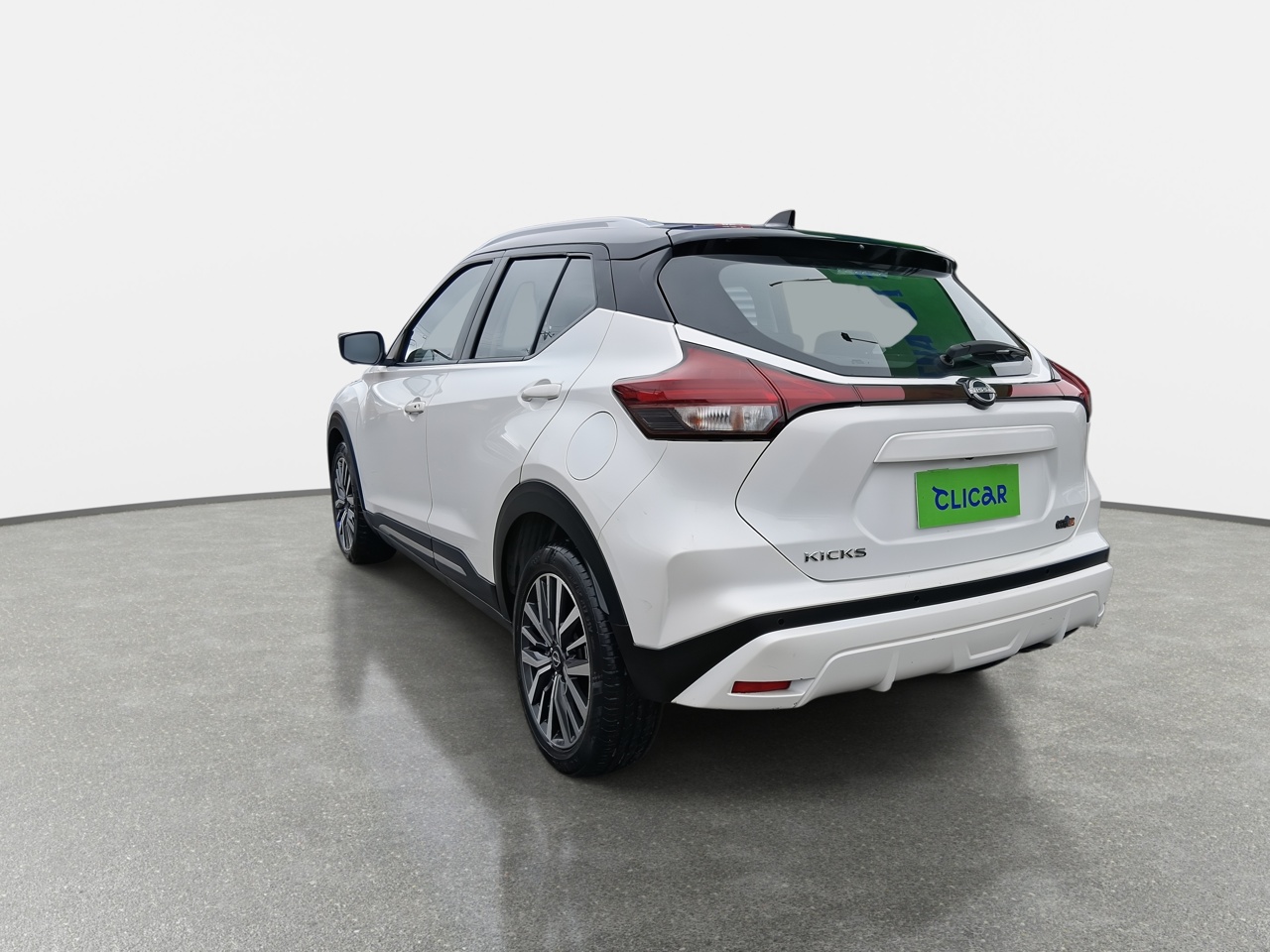 NISSAN - 5