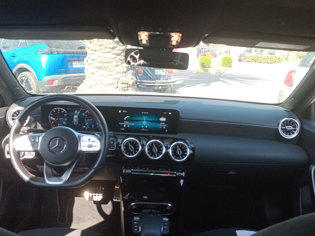 MERCEDES BENZ - 32