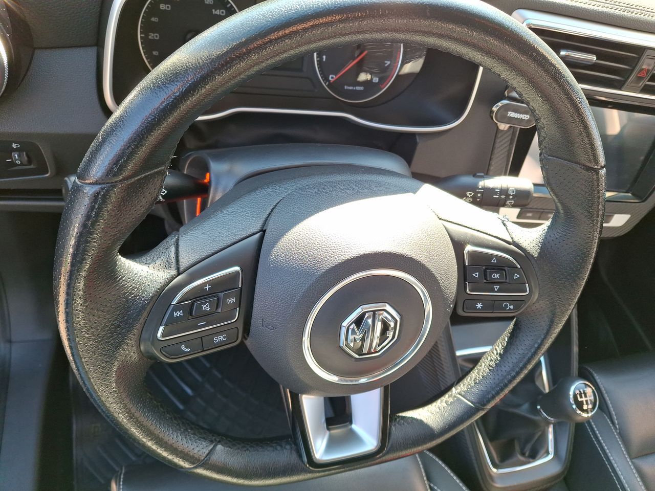MG Zs — foto 18 de 27