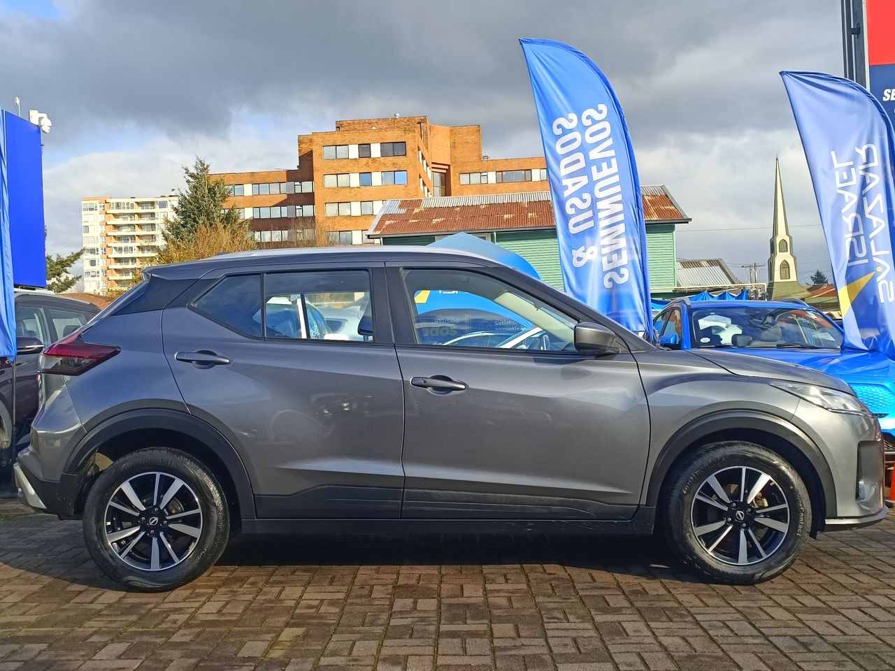 NISSAN - 8