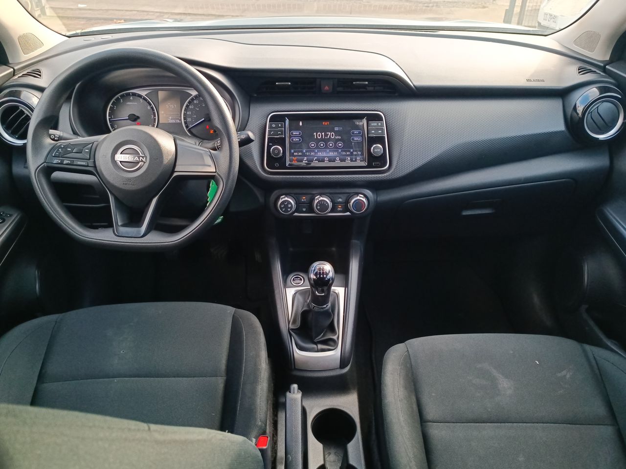 NISSAN - 9