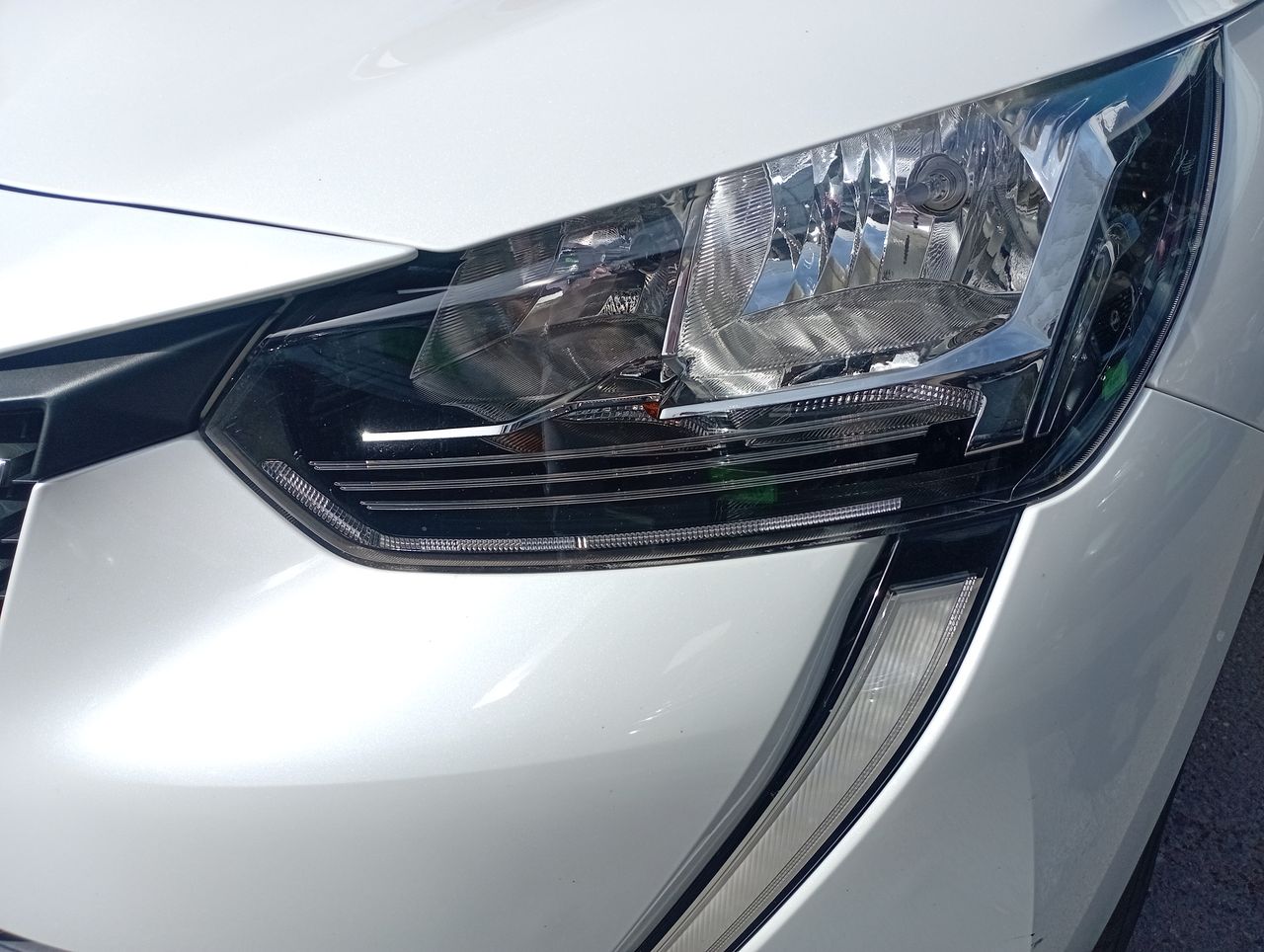 PEUGEOT - 10