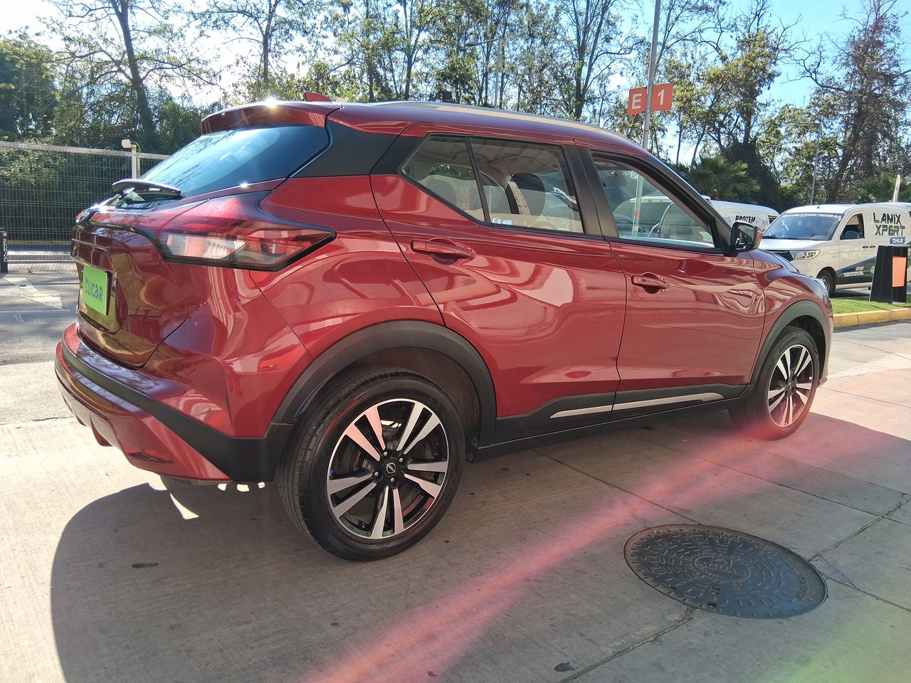 NISSAN - 5