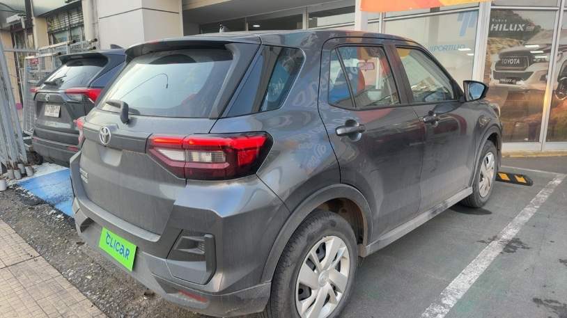 TOYOTA - 4
