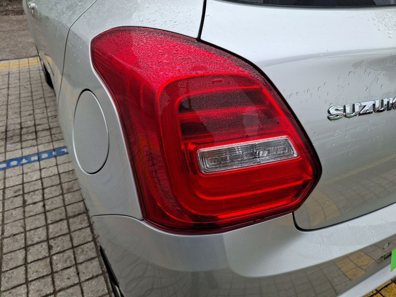 SUZUKI - 20