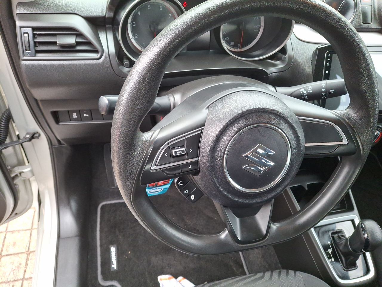 SUZUKI - 25
