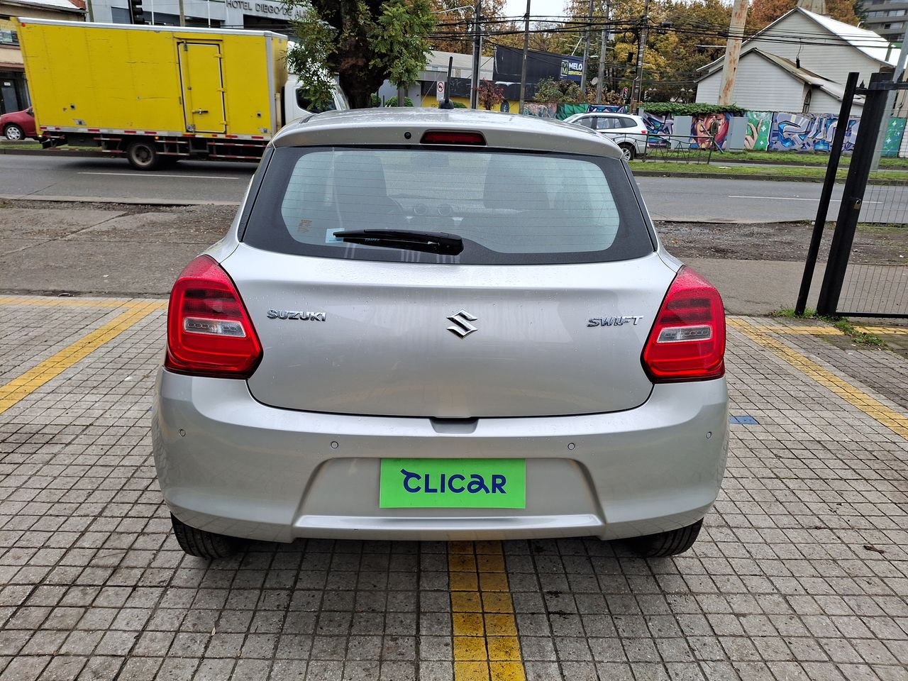 SUZUKI - 5