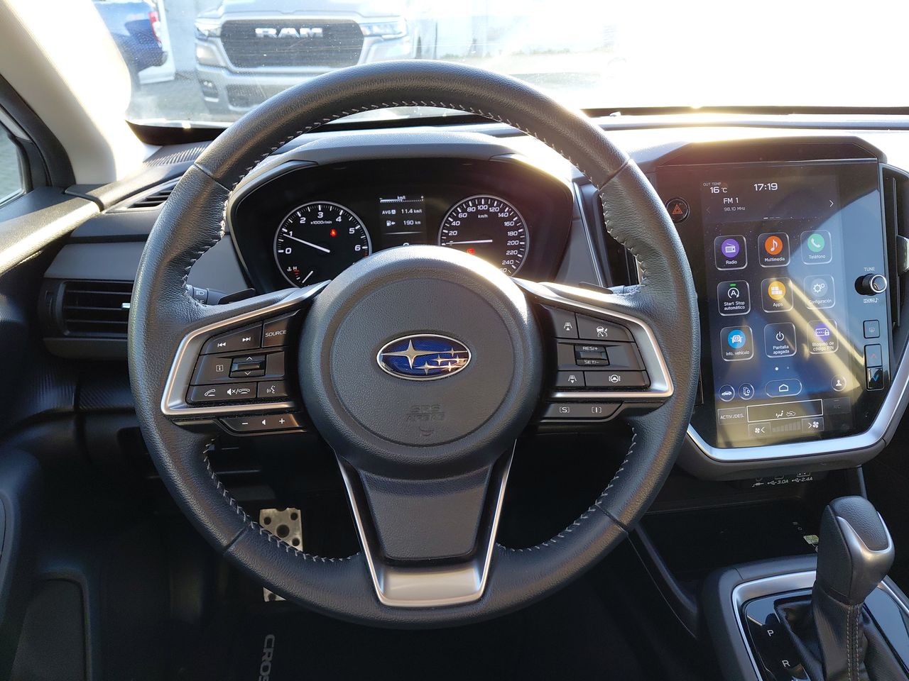 Subaru Crosstrek — foto 17 de 27