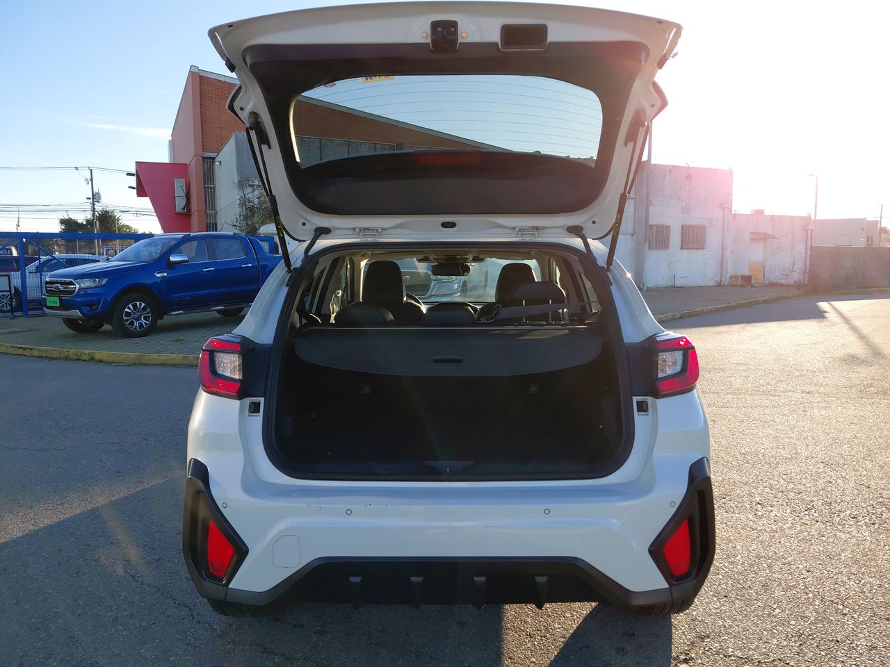 Subaru Crosstrek — foto 13 de 27