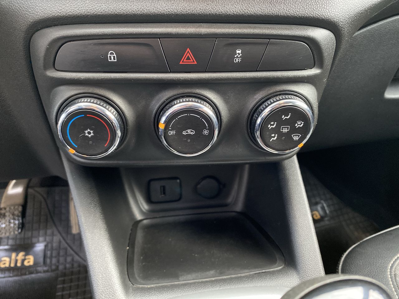 Chevrolet Tracker — foto 24 de 28