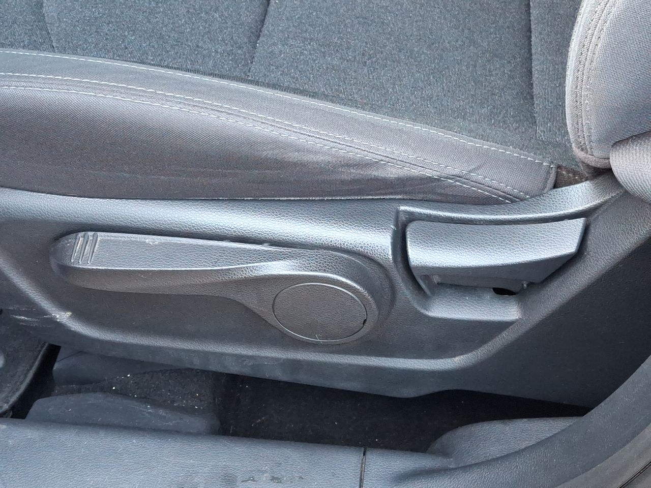 SSANGYONG - 23